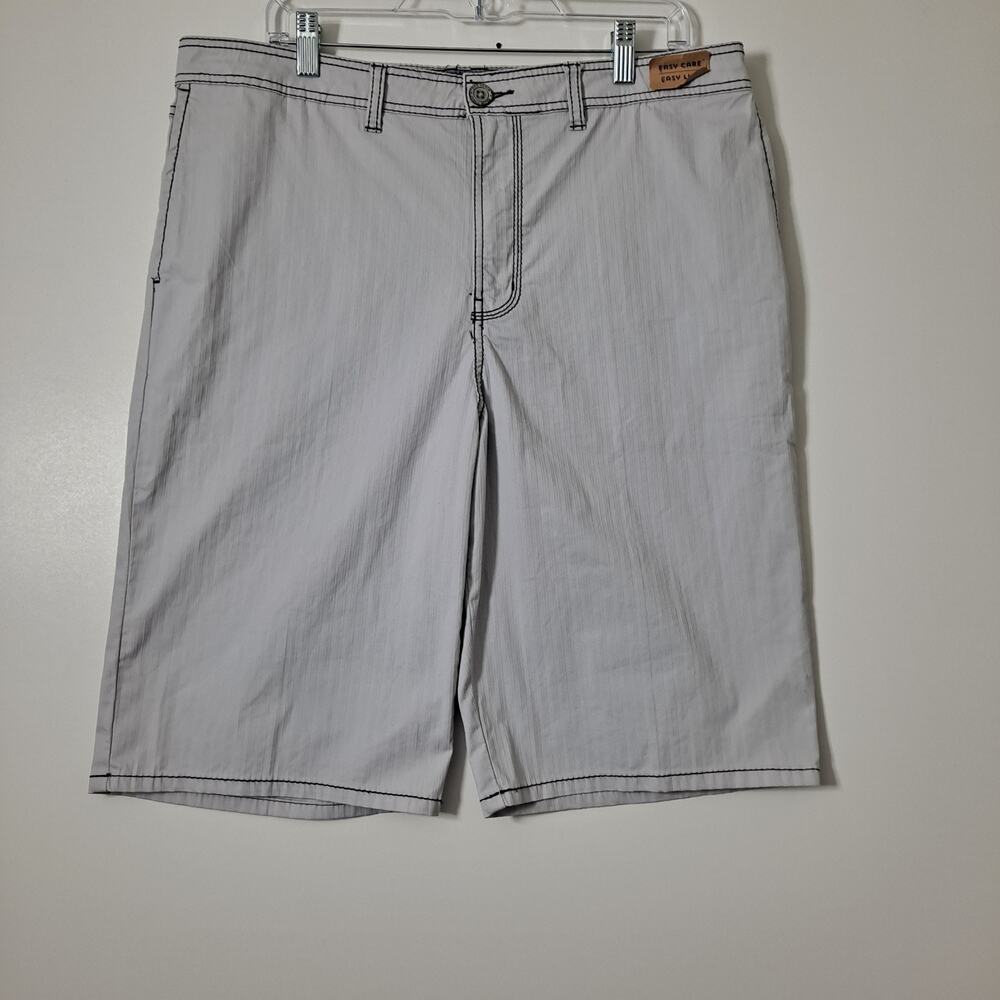 BKE Shorts Men's Size 36 Gray Standard Fit Easy Care Easy Life